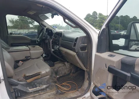 2019 Ford F-250 Xl z USA, uszkodzony, nr VIN 1FT7W2B68KEC89788